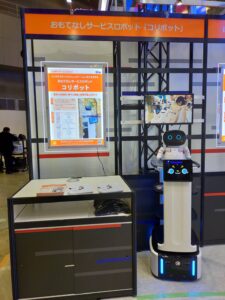 国際ロボット展におもてなしサービスロボットを出展